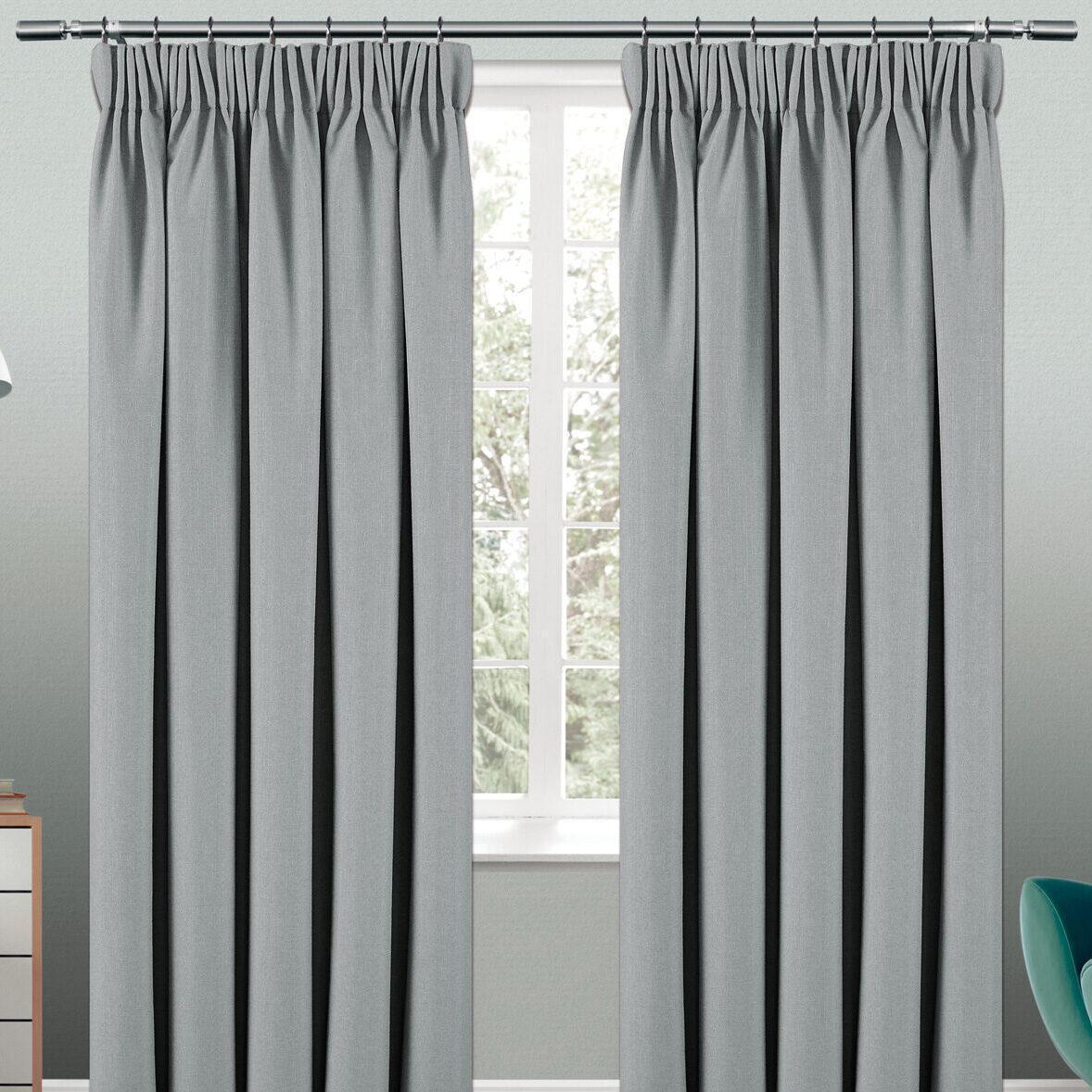 Pencil Pleat